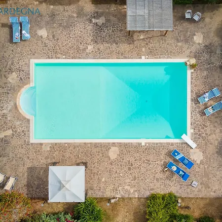 Melograno With Exclusive Swimming Pool Surrounded By Greenery