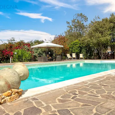 Melograno With Exclusive Swimming Pool Surrounded By Greenery Villa Campanedda