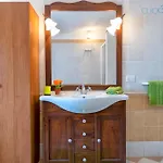 Melograno With Exclusive Swimming Pool Surrounded By Greenery Campanedda