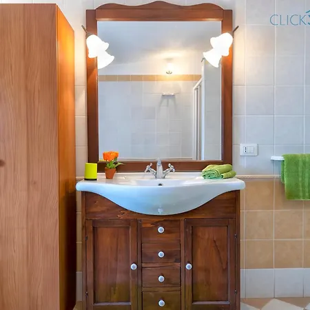 Melograno With Exclusive Swimming Pool Surrounded By Greenery Campanedda